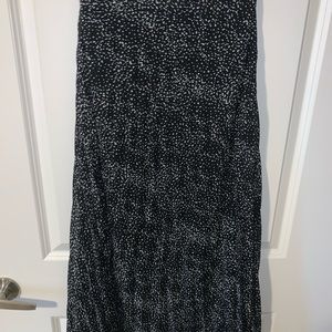 Japna long pleated skirt